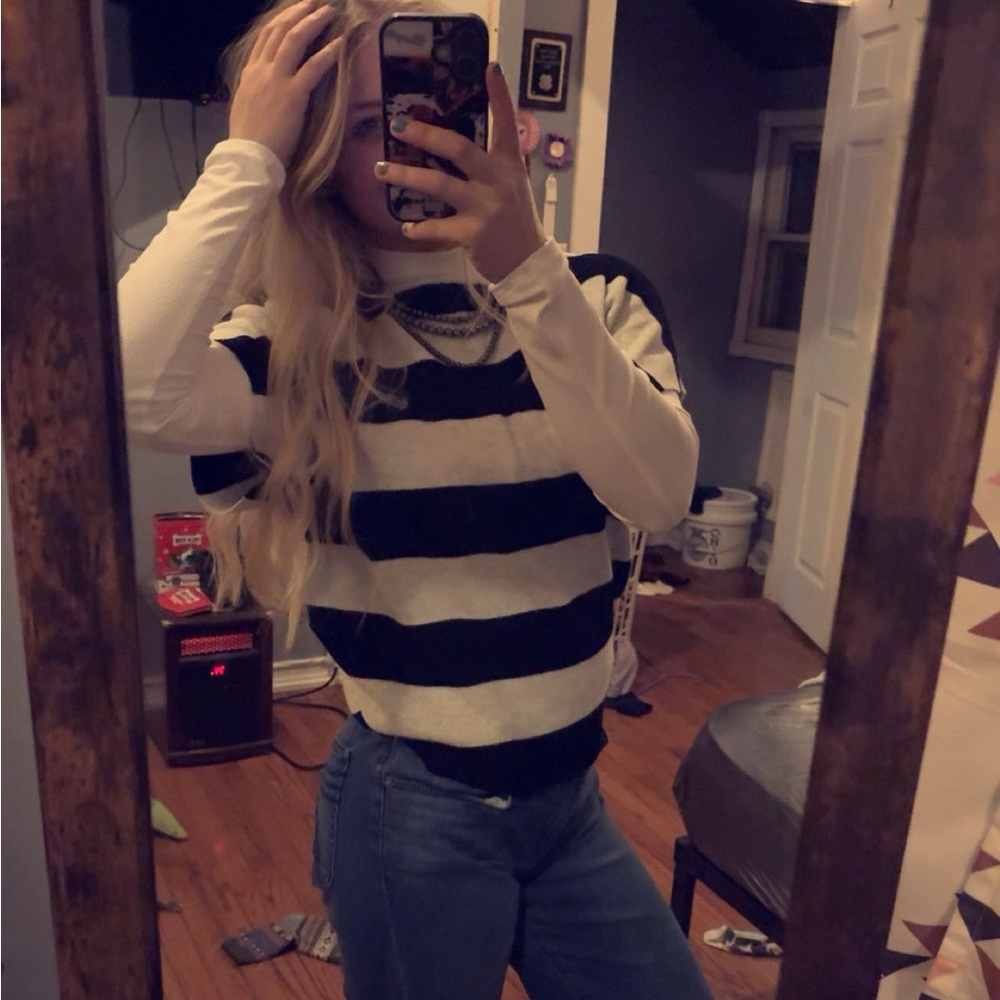 Meet your Posher, Alexis